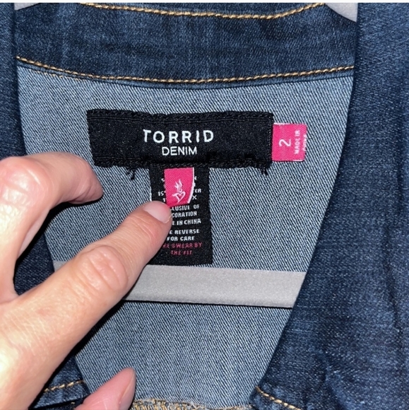 Cropped Torrid jacket - Picture 3 of 9